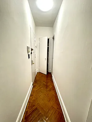 Rented by Addison Property Group | media 7