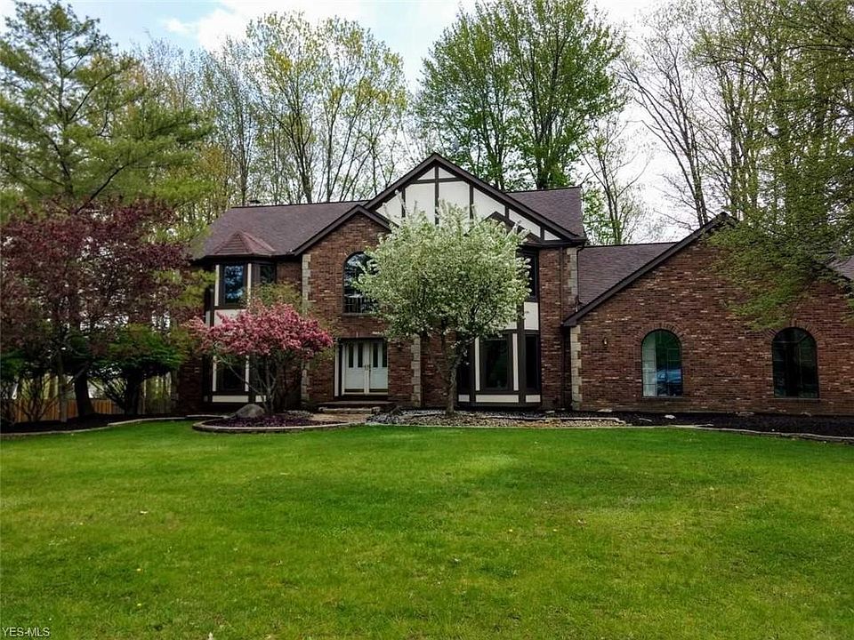 1st image of 8593 Sunview Dr