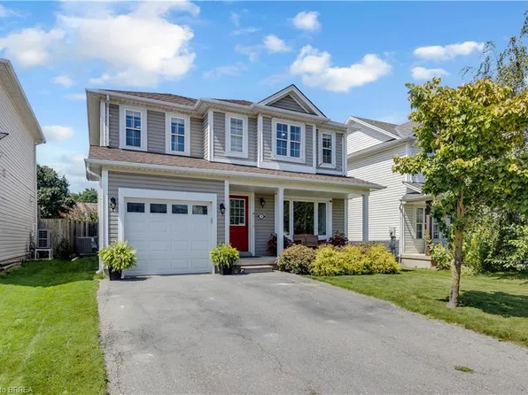 30 Stowe Ter, Brantford, ON N3T 6P2