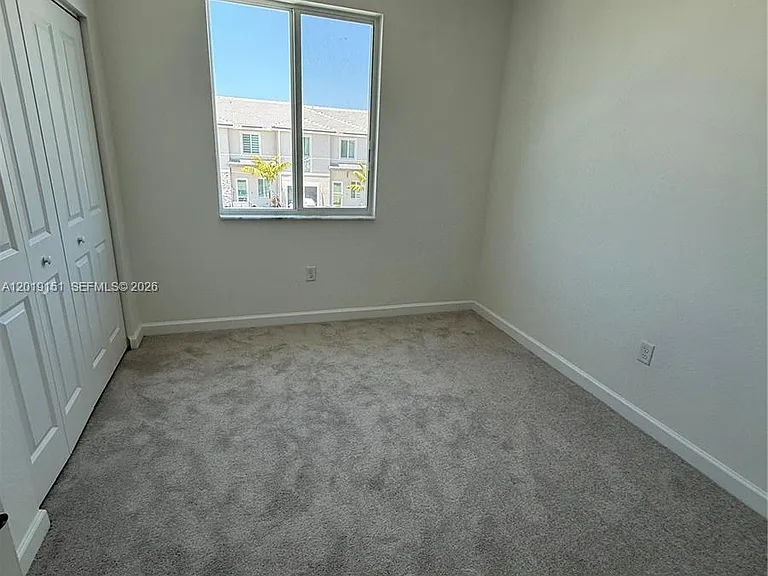 630 SE 15th St #630 — Photo 16