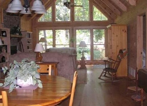 Floor to ceiling windows to bring outdoors inside