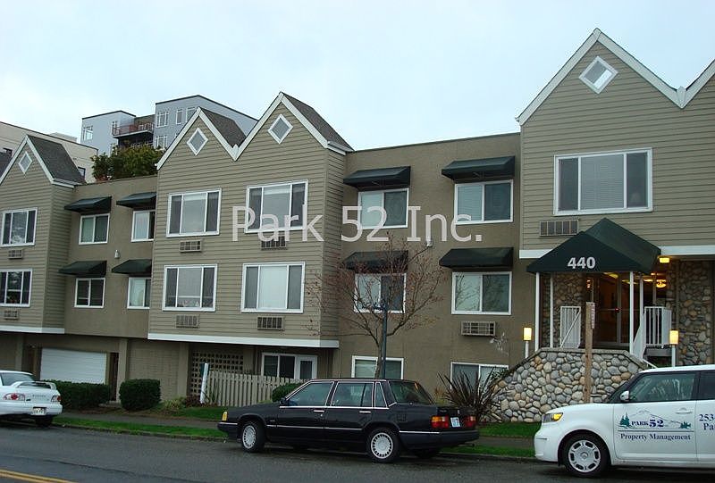 1st image of 440 Saint Helens Ave Unit 306