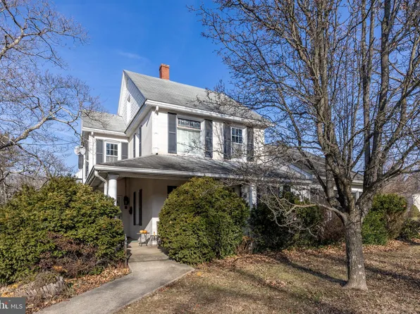 68 Spring Mount Rd, Schwenksville, PA 19473