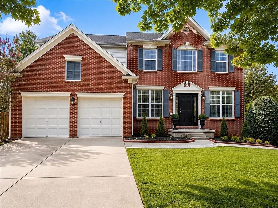 1st image of 653 Prada Ct
