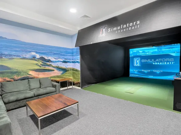 60 Riverside Boulevard image 14 of 16