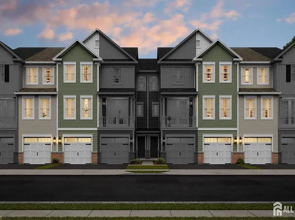 82 Depot Way, Dunellen, NJ 08812