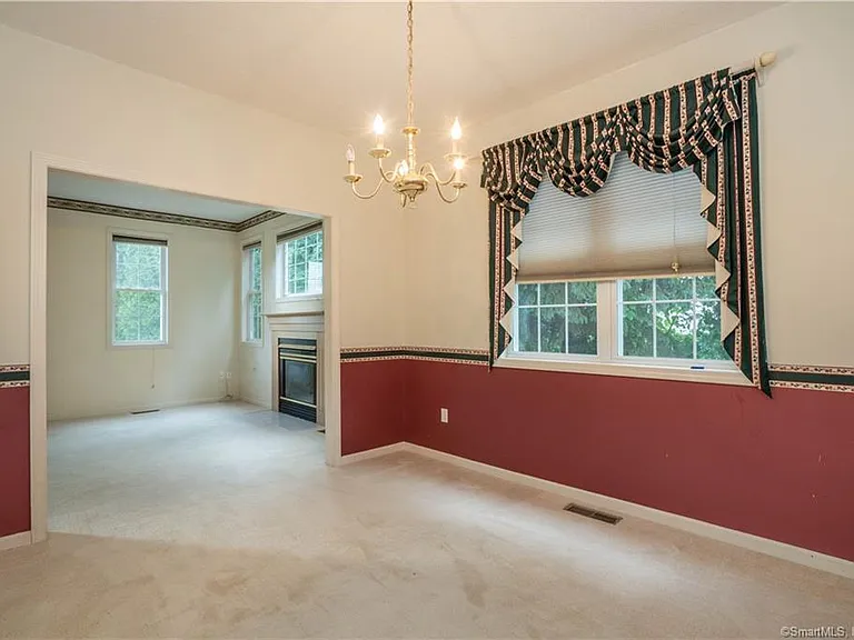 47 Pepper Bush Ln — Photo 16