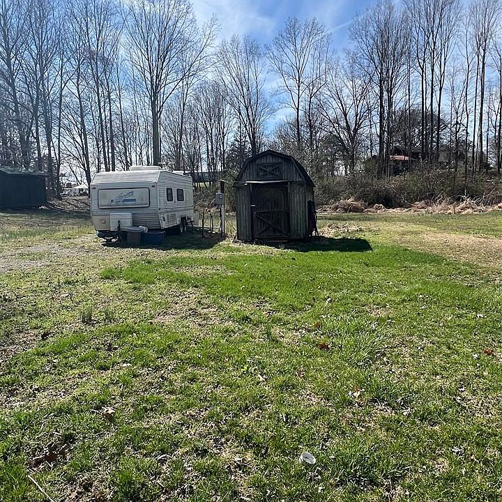 1st image of 137 Margaret Ann Dr