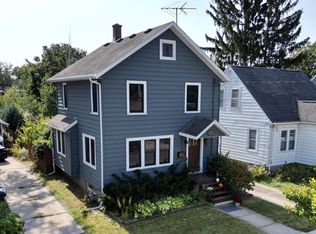 2053 Helena St, Madison, WI 53704