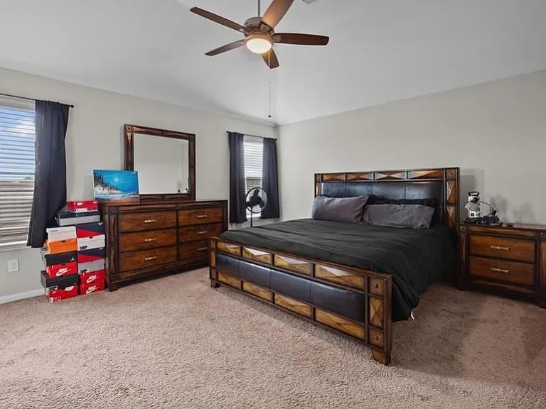 689 Forest Bend Ln — Photo 10