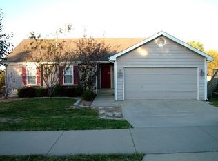 2417 Via Linda Dr, Lawrence, KS 66047