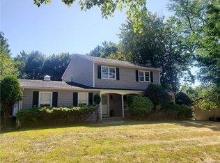 12 Green Hill Ln, Spring Valley, NY 10977