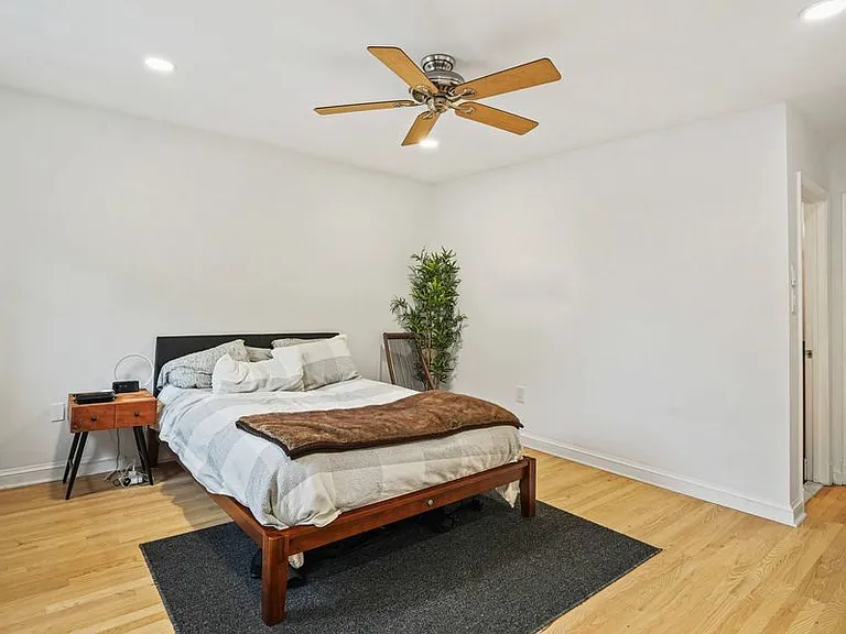 1654 Beekman Pl NW #A — Photo 21