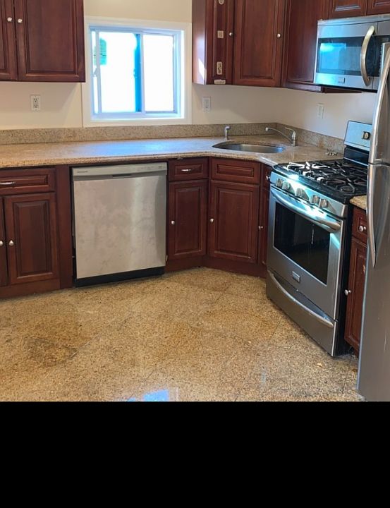 1st image of 100 90th Ave #2