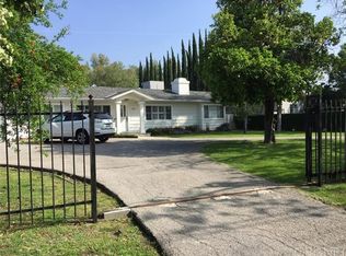 17611 Chase St, Northridge, CA 91325