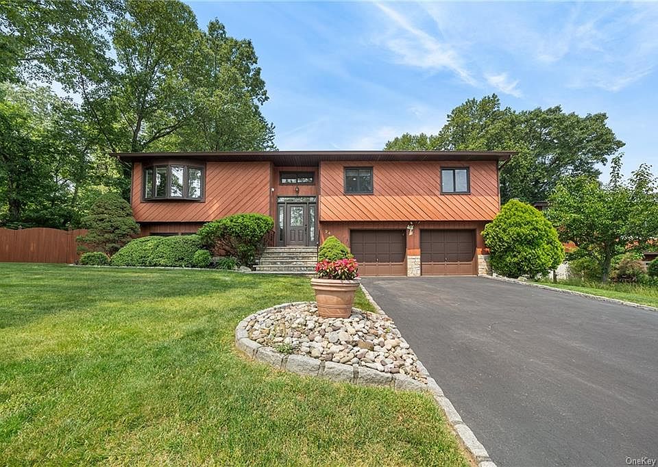 24 E Cortwood Road, Orangeburg, NY 10962 MLS H6253848 Zillow