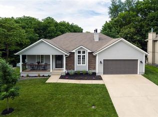 1305 SW Hillcrest Dr, Blue Springs, MO 64015