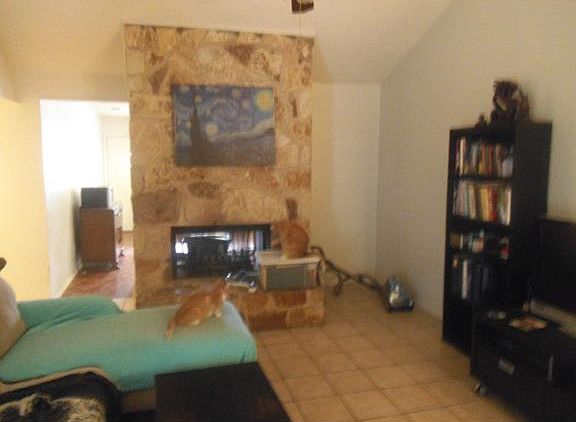4th image of 1707 Onion Creek Village Dr