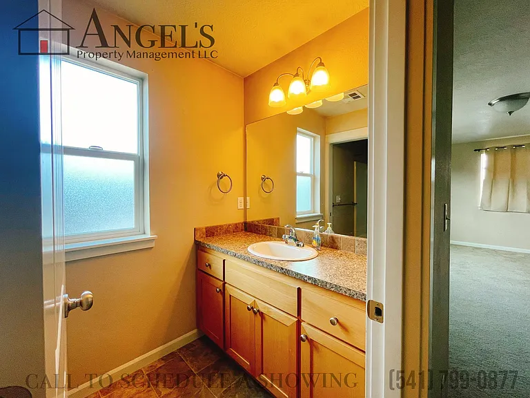 5513 Tribute Way — Photo 8