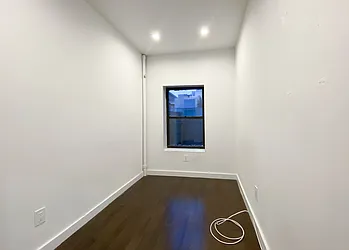 Rented by Kahen Properties