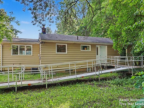2nd image of 7950 96th St SE