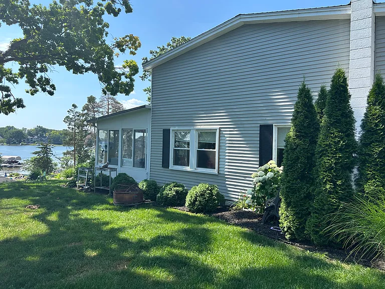2351 Island View Dr — Photo 19