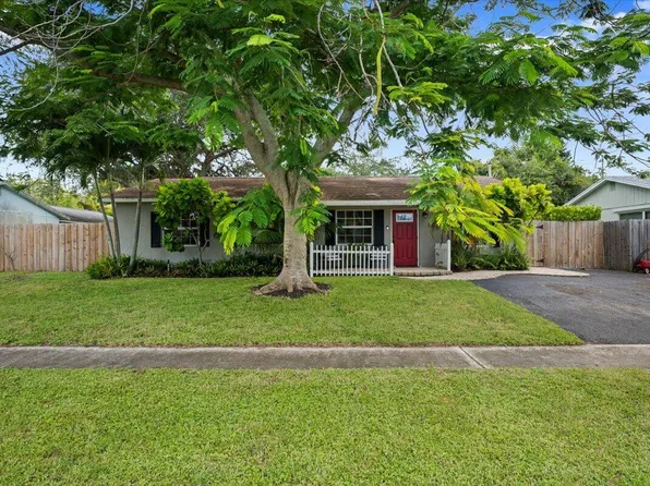 710 Cree St, Jupiter, FL 33458