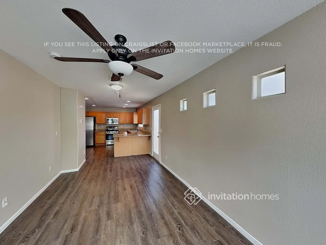 5213 Los Pinos St Las Vegas, NV 89122 — Photo 4