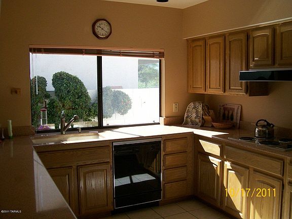 3rd image of 38288 S Silverwood Dr