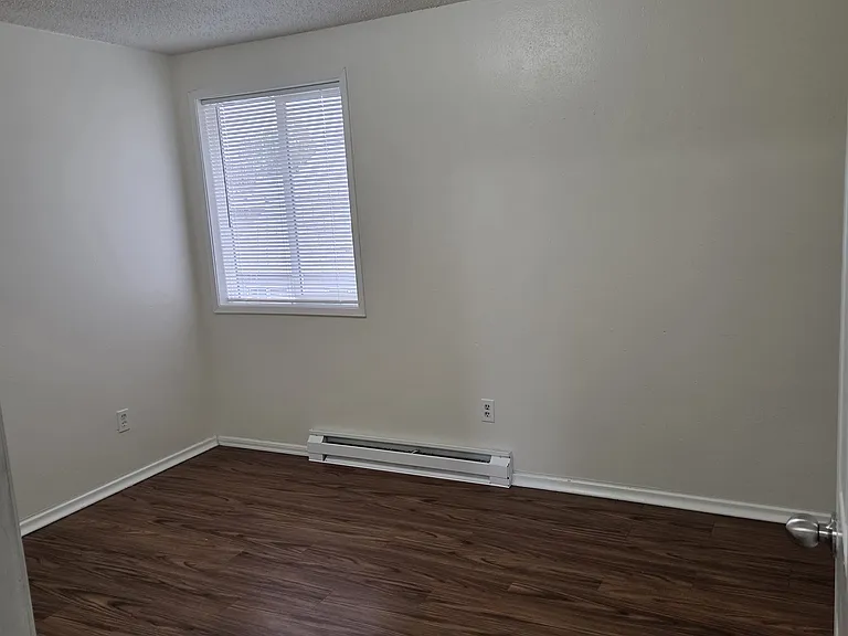 527 Washington St #2 — Photo 10