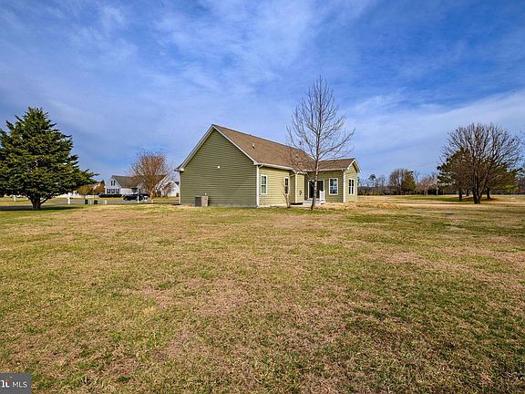 4th image of 22630 Southern Pines Dr