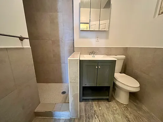 Rented by Ink Realty Services LLC | media 28