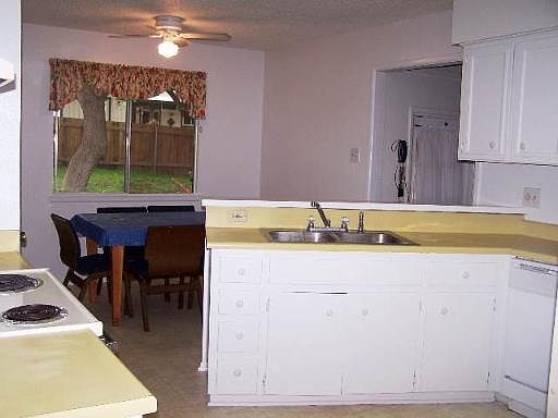 4th image of 5715 GOMER PYLE DR