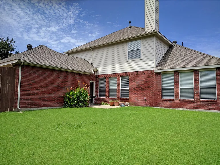 3544 Brewster Dr — Photo 17