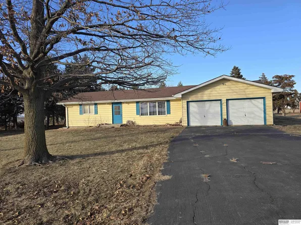 4230 County Rd E, Tekamah, NE 68061