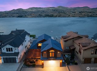 2031 W Terrace Ave, Chelan, WA 98816