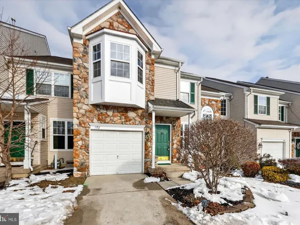 172 Pennsbury Ln, Deptford, NJ 08096