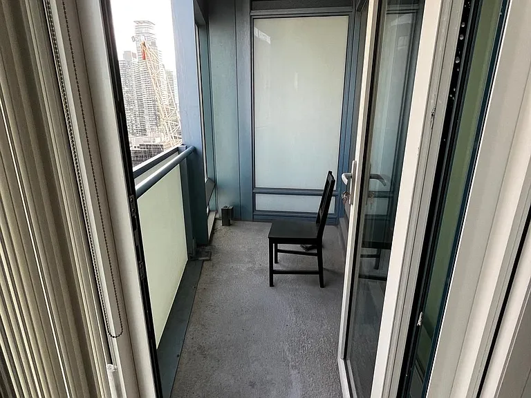 8 The Esplanade #2701 — Photo 4