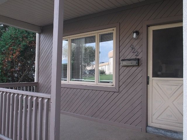 1st image of 922 S Race St