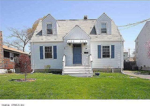2nd image of 86 Klondike St