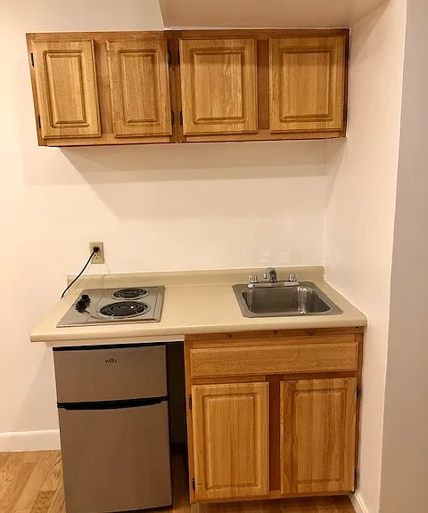 405 Beacon St #B — Photo 5