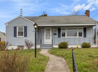 63 Sunset St, New London, CT 06320