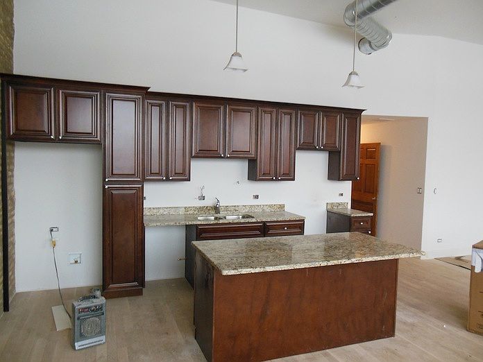1st image of 2855 W Fullerton Ave