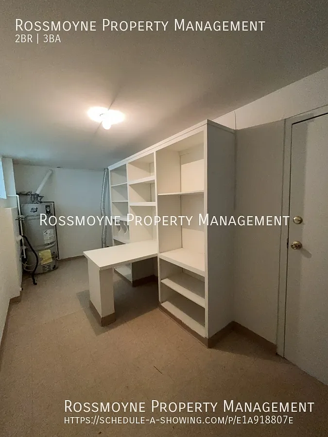 3 Story 2 Bedroom Condo — Photo 4