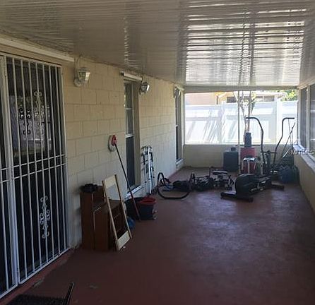 5th image of 135 Tampico Ln
