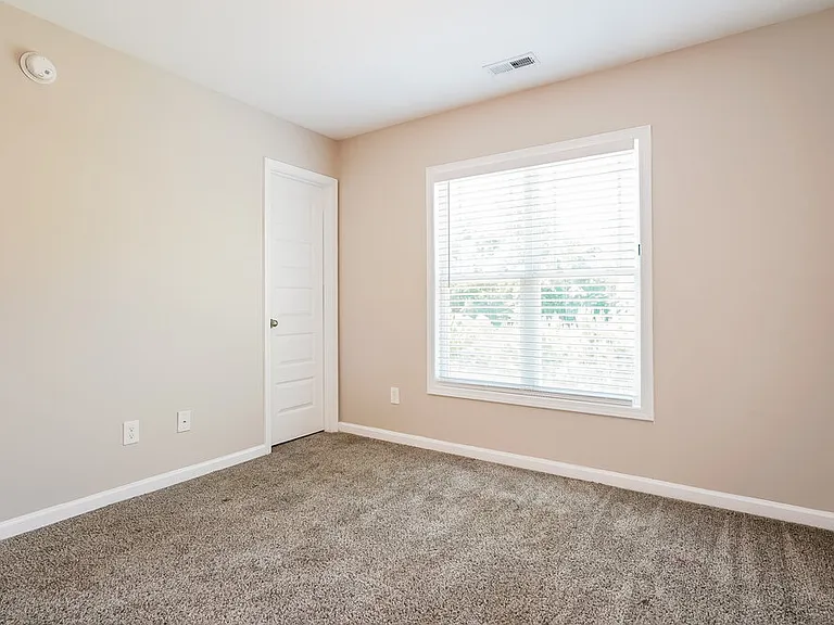 229 Lanier Pl — Photo 12