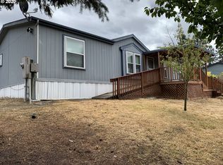 337 Redwood Dr, Roseburg, OR 97470