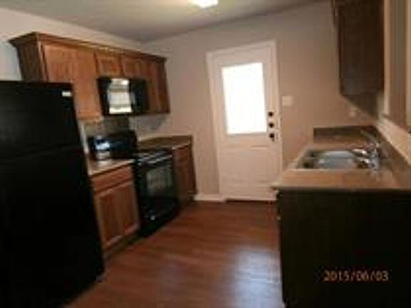 3rd image of 615 Kacie Dr #B