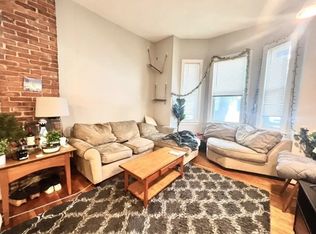 216 Columbia St #1, Cambridge, MA 02139