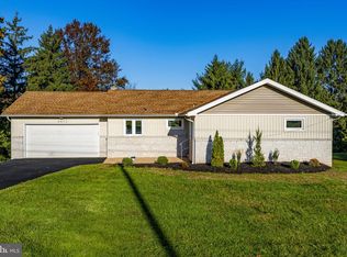 2071 Palomino Rd, Dover, PA 17315